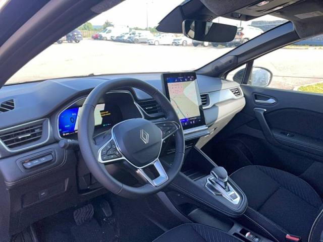 Renault Symbioz image 2