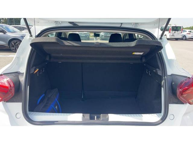 Dacia Sandero image 2