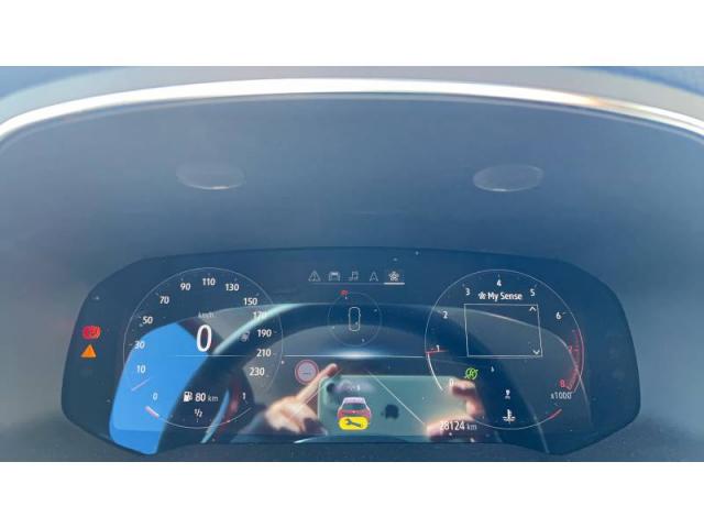 Renault Captur image 2
