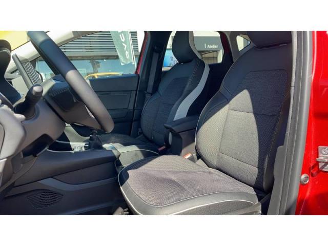 Renault Captur image 9