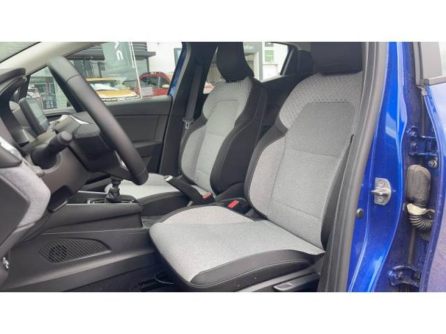 Renault Clio image 2