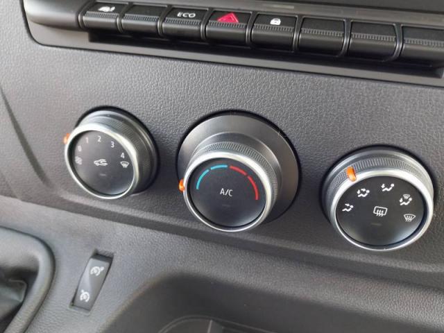 Renault Master image 5