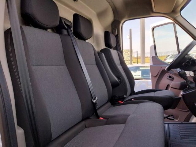 Renault Master image 3