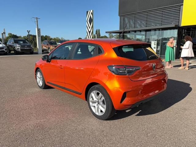 Renault Clio image 2
