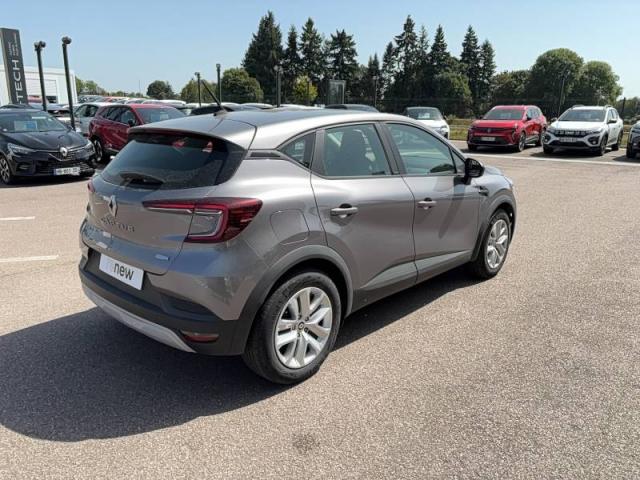 Renault Captur image 8