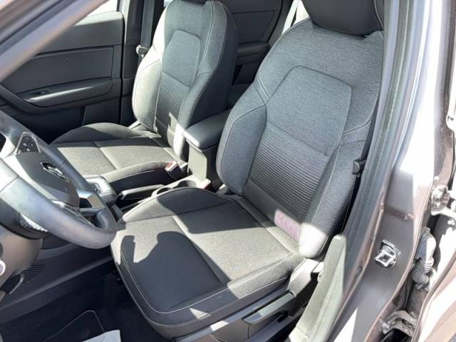 Renault Captur image 6