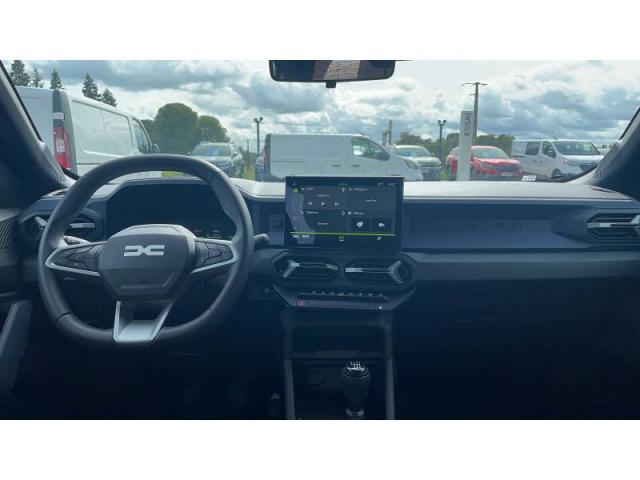 Dacia Duster image 1