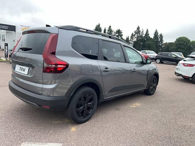 Dacia Jogger image 1
