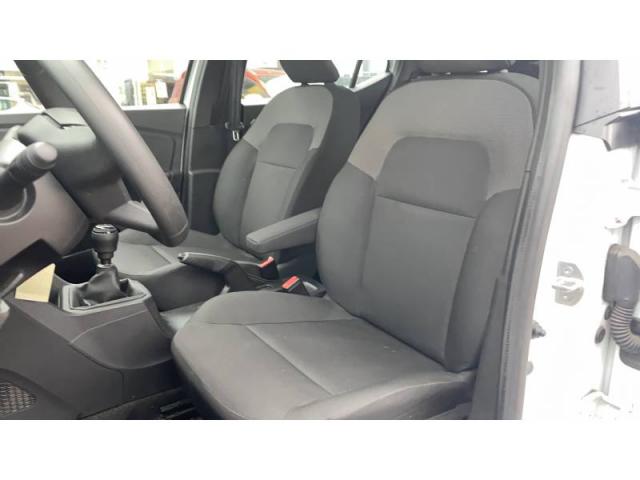 Dacia Sandero image 9