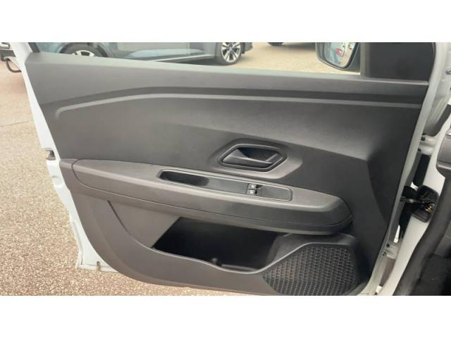 Dacia Sandero image 7