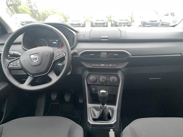 Dacia Sandero image 3