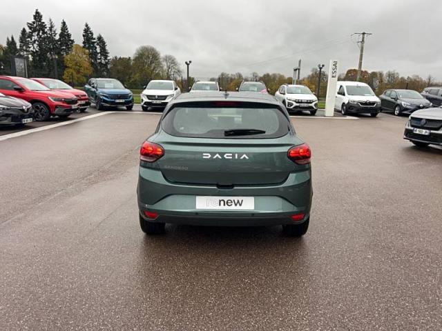 Dacia Sandero image 2