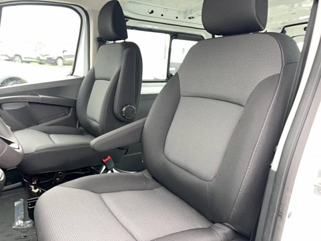 Renault Trafic image 9