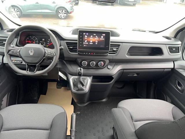 Renault Trafic image 8