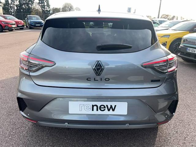 Renault Clio image 2