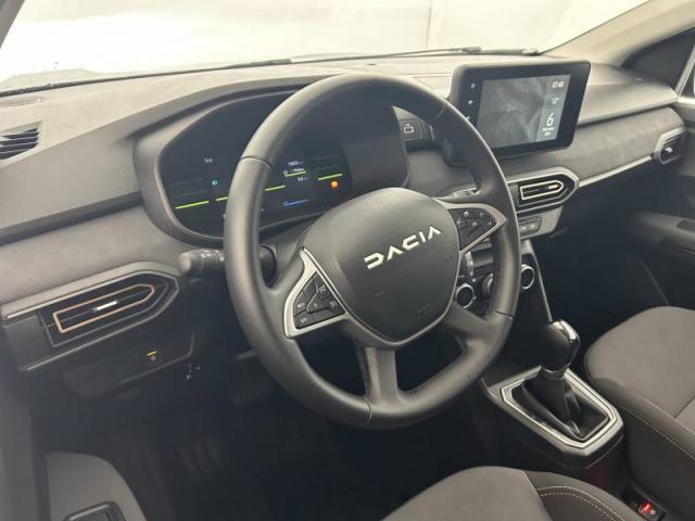 Dacia Jogger image 1