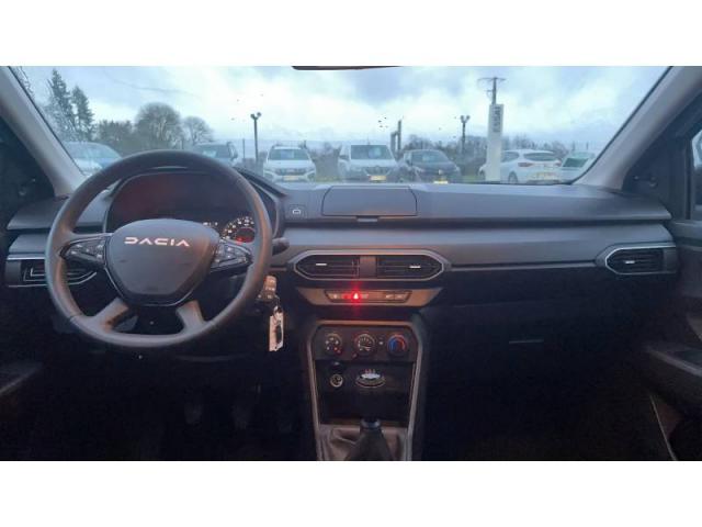 Dacia Sandero image 8