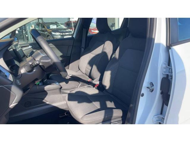 Renault Clio image 9