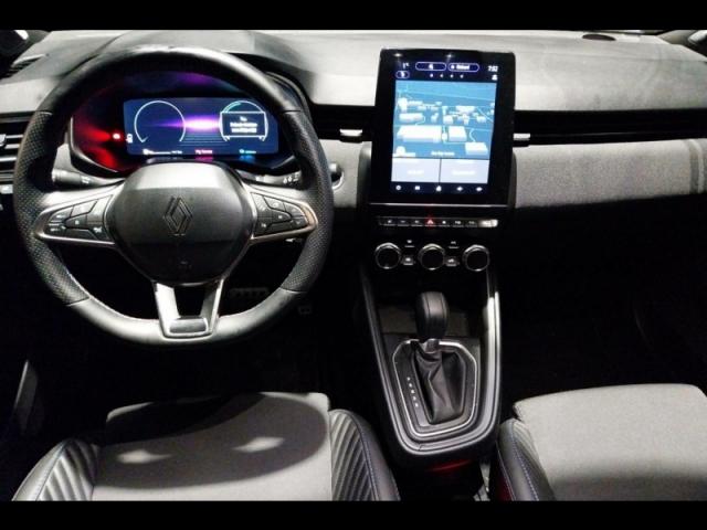 Renault Clio image 8