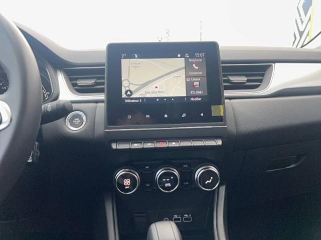 Renault Captur image 2