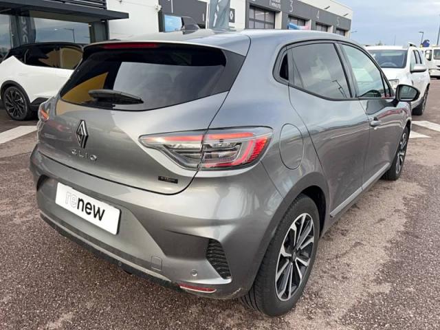 Renault Clio image 8