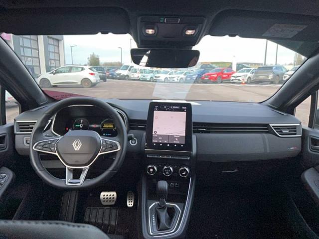 Renault Clio image 8