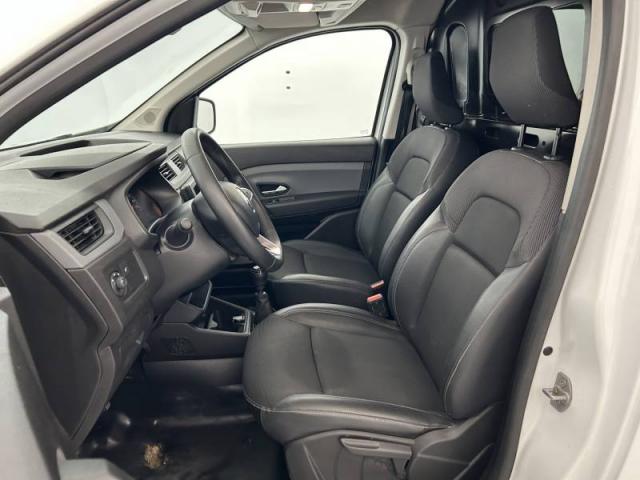 Renault Express image 1