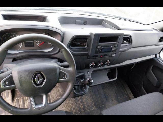 Renault Master image 7