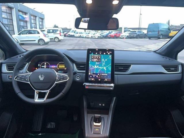 Renault Captur image 2