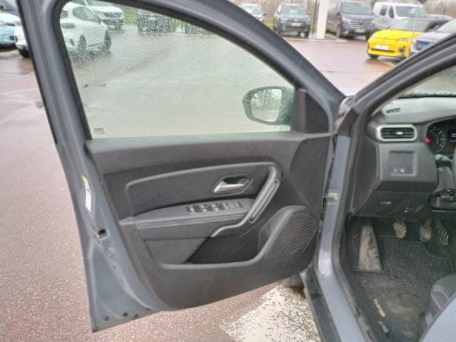 Dacia Duster image 9