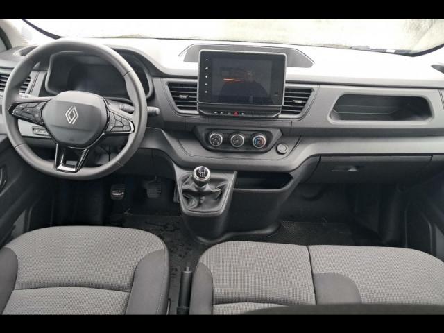 Renault Trafic image 3