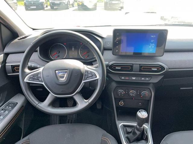 Dacia Sandero image 2