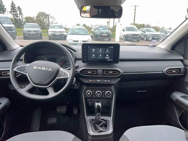 Dacia Sandero image 8