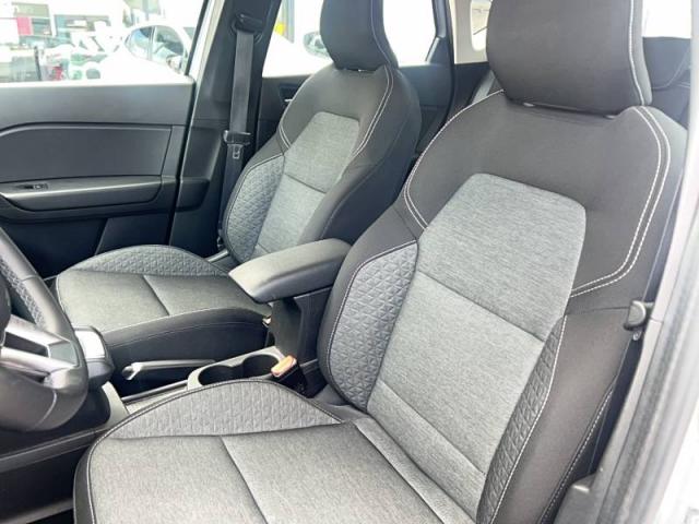 Renault Captur image 9