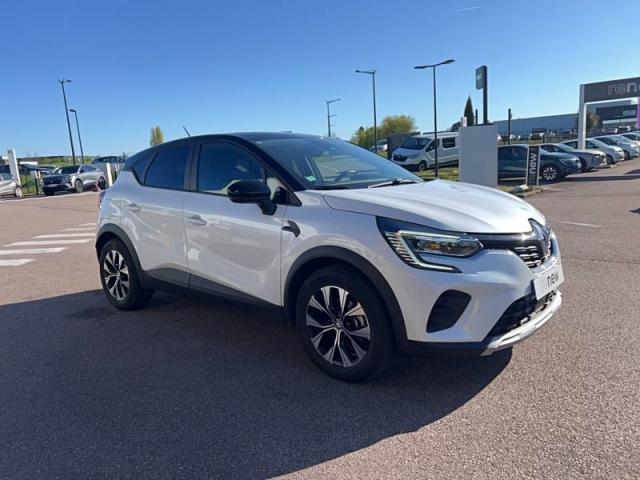 Renault Captur image 2