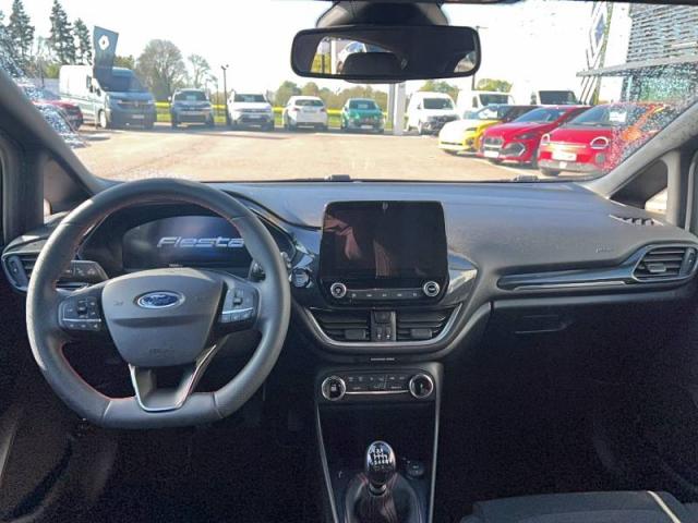 Ford Fiesta image 8