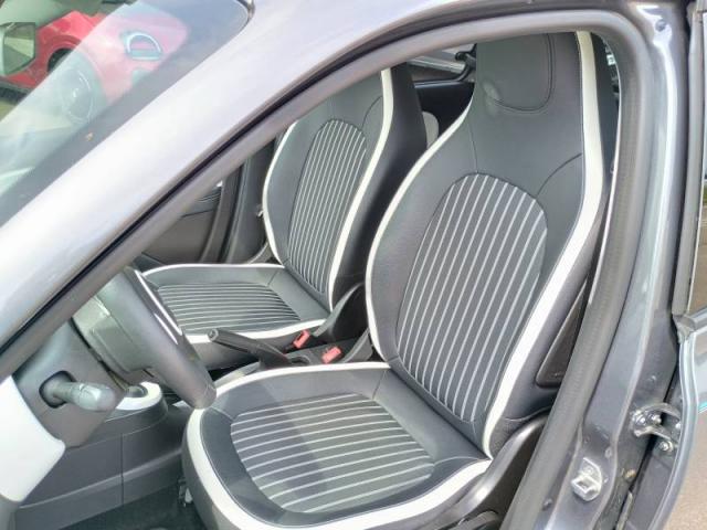 Renault Twingo image 8