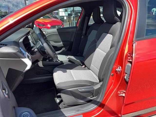 Renault Clio image 8