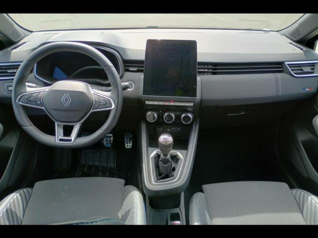 Renault Clio image 8