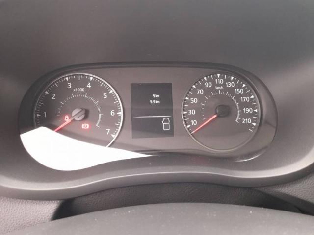 Renault Master image 7