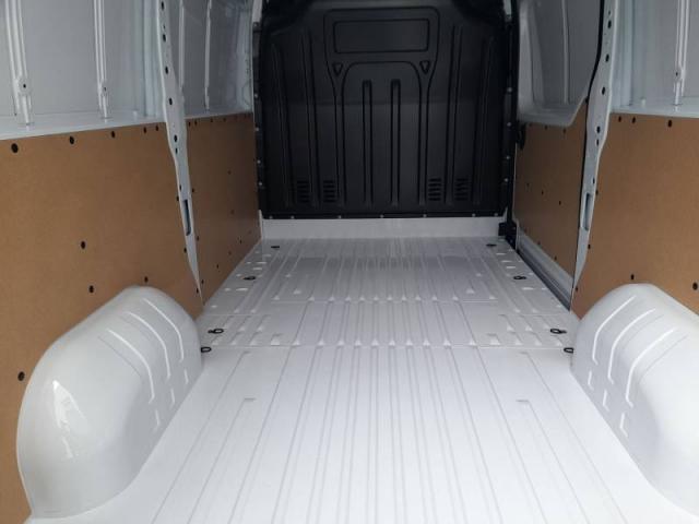 Renault Master image 6