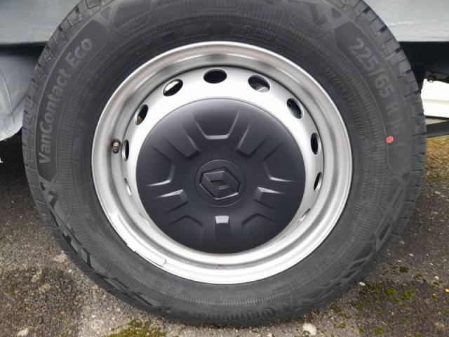 Renault Master image 9