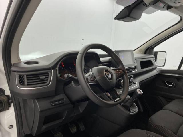Renault Trafic image 6
