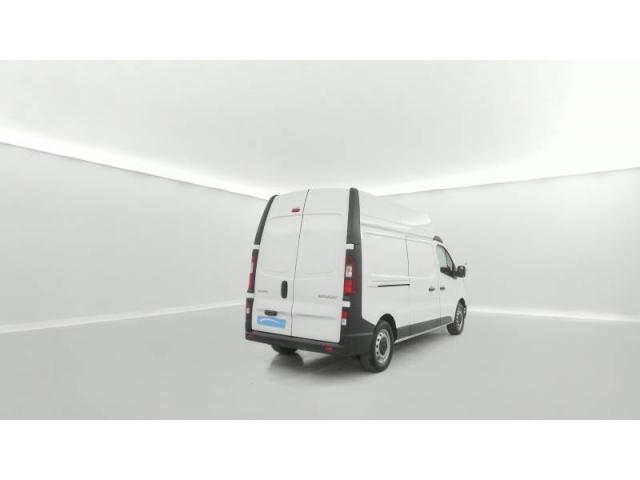 Renault Trafic image 1