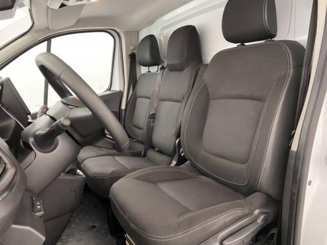 Renault Trafic image 3