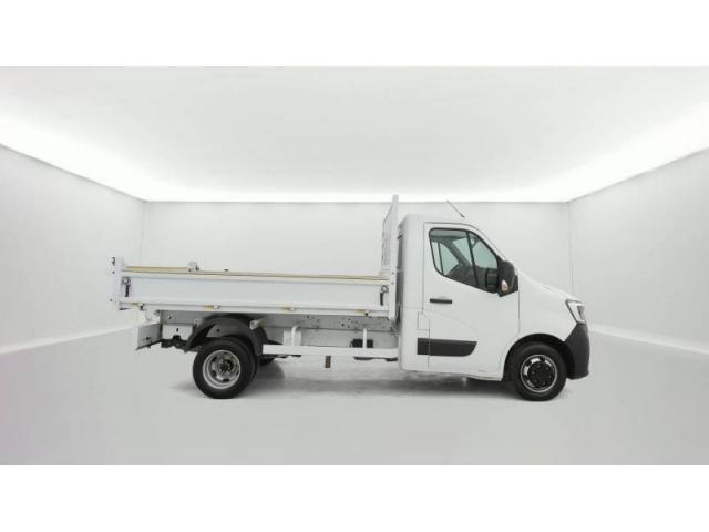 Renault Master image 1