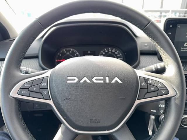 Dacia Sandero image 2