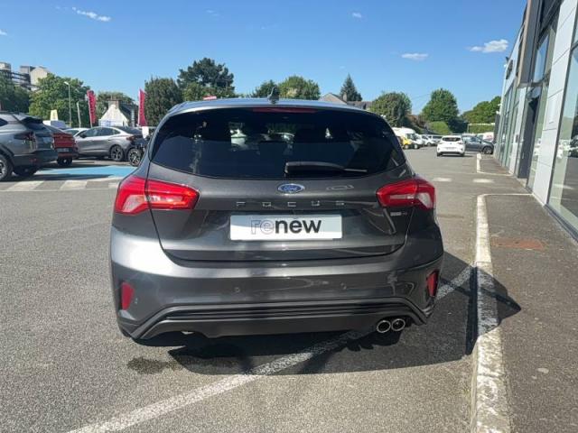 Ford Focus image 6