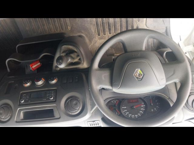 Renault Master image 5