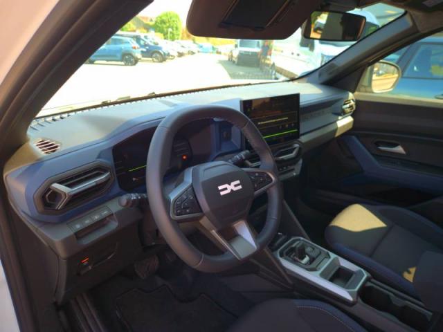 Dacia Duster image 1